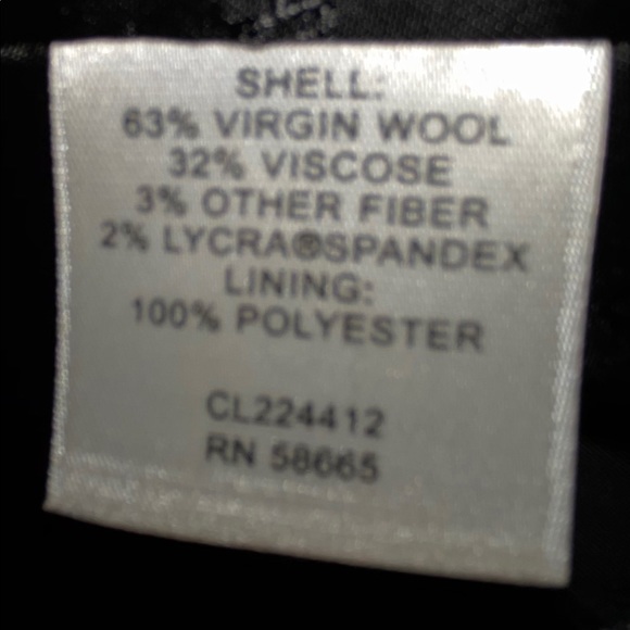 Blazer - Picture 4 of 7